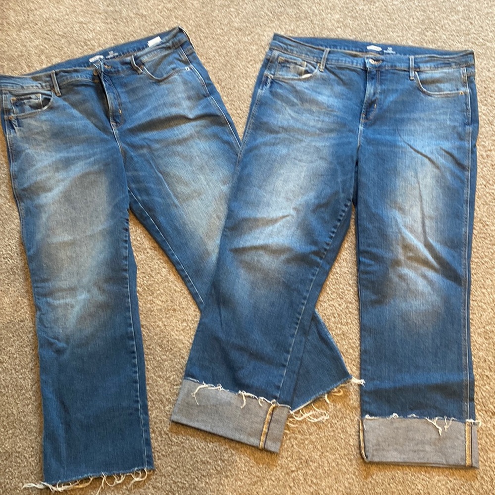 2 pairs Old Navy flare ankle jeans sz 14.